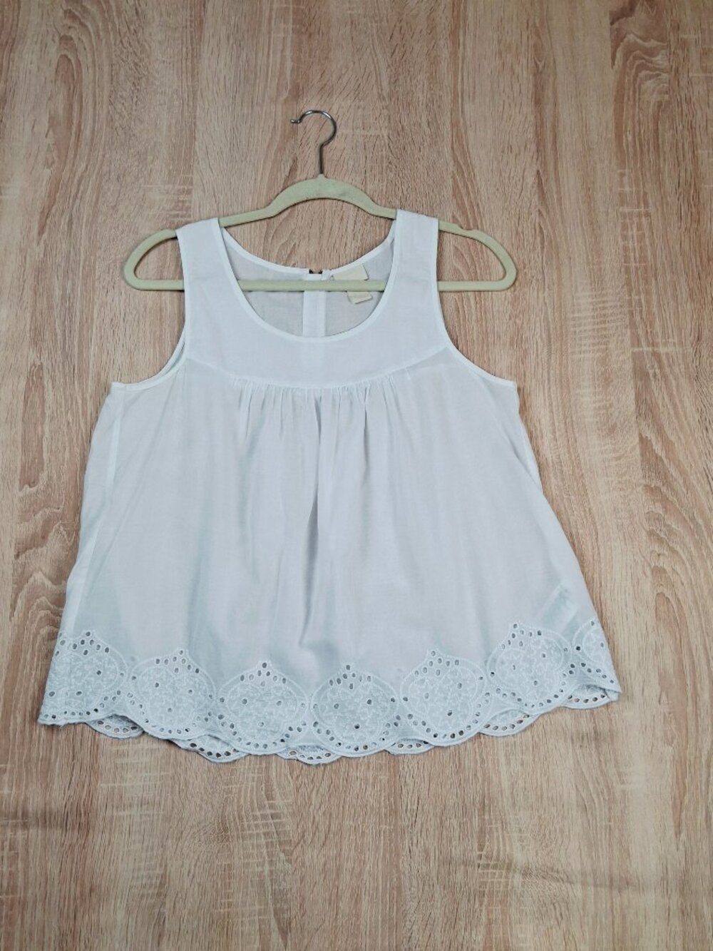 H&M Conscious Collection Sz 10 White Eyelet Tank Top Scallop Hem Babydoll Boho